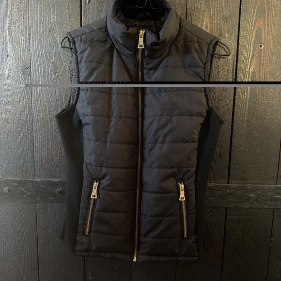 Miss Lili Jackets & Blazers - Miss Lili Women's Black Vest Faux Fur Size Petite Small Full Zip Pockets E247